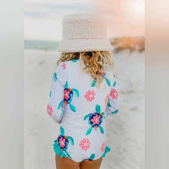 White Turtle Zip Rash Guard - Picture 2 of 3